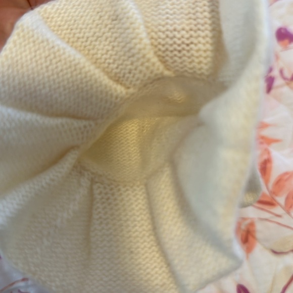 Anthropologie Pearl Gloves, NWOT - Picture 3 of 3